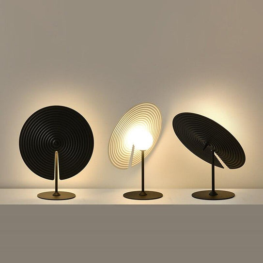 Creative Magnetic Absorption Table Lamp